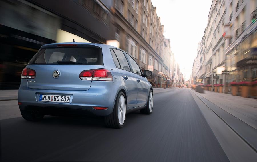  Volkswagen Golf 2008 года  (фото 15 из 126)